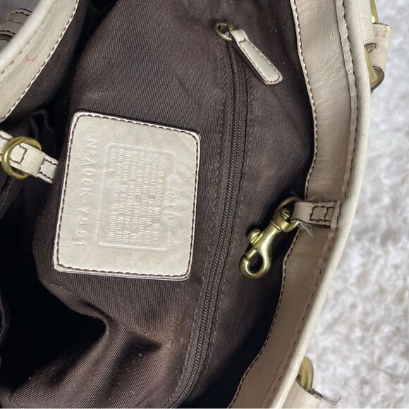 COACH LEGACY SIGNATURE  CREAM &Beige Canvas Tote #7551 leather trims & Straps. - Picture 10 of 16